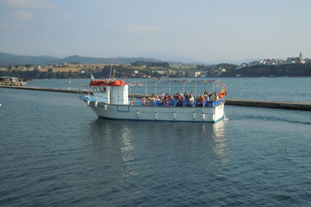 Paseo en Barco en Ribadeo